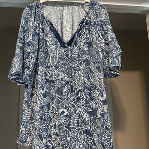 Avenue Blue and white shirt